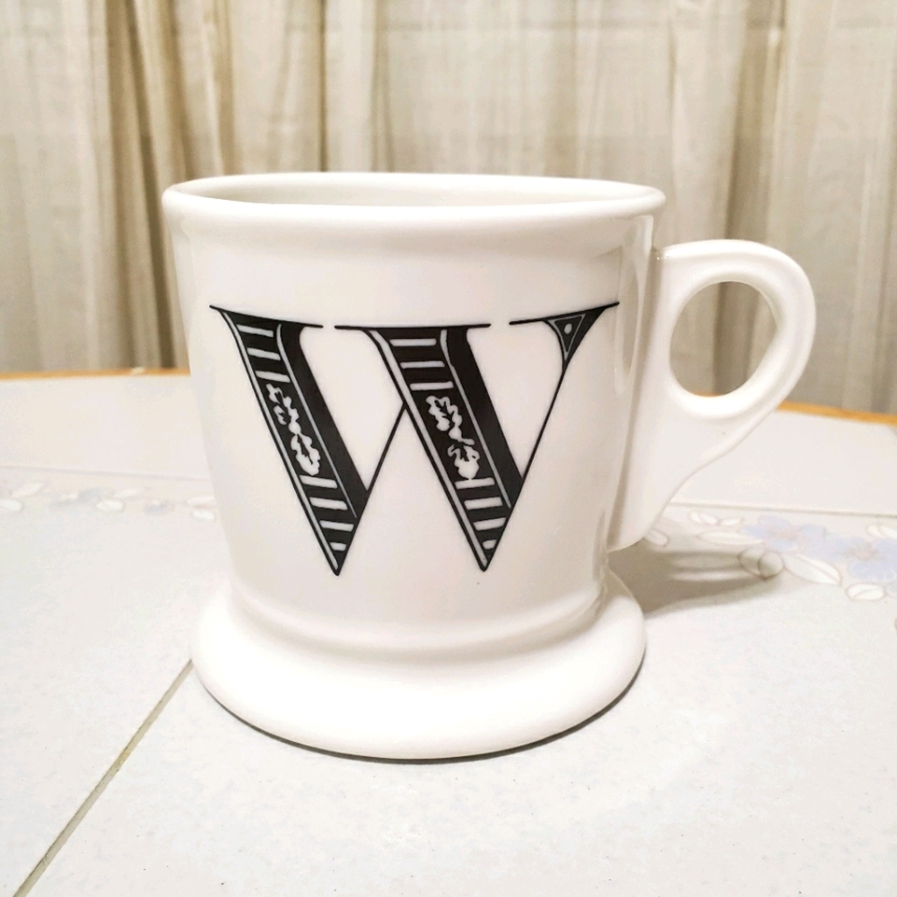 Anthropologie 'W' Alphabet Mug